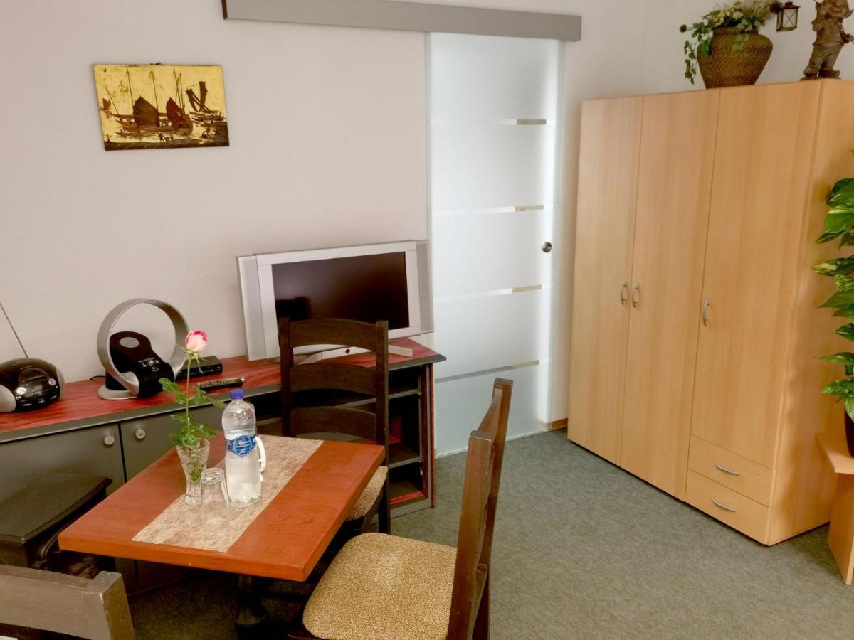 Gaestezimmer Am Gewoelbekeller Apartament
